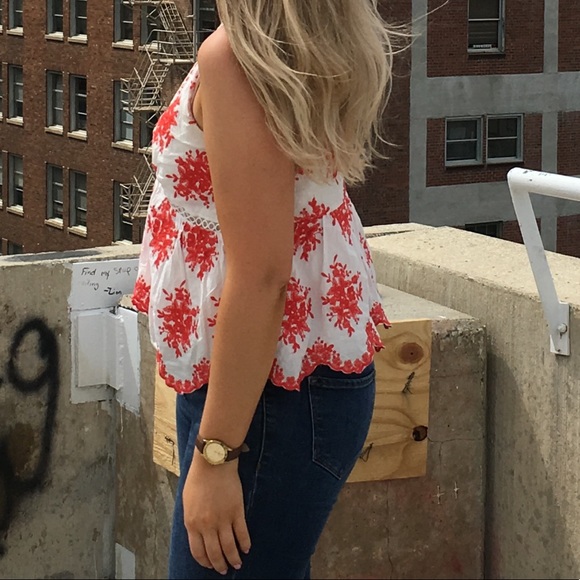 Embroidered top - Picture 2 of 3